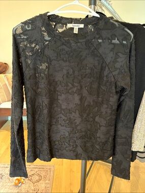 Splendid Black Lace Floral Long Sleeve Tee